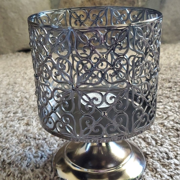 Candle holder